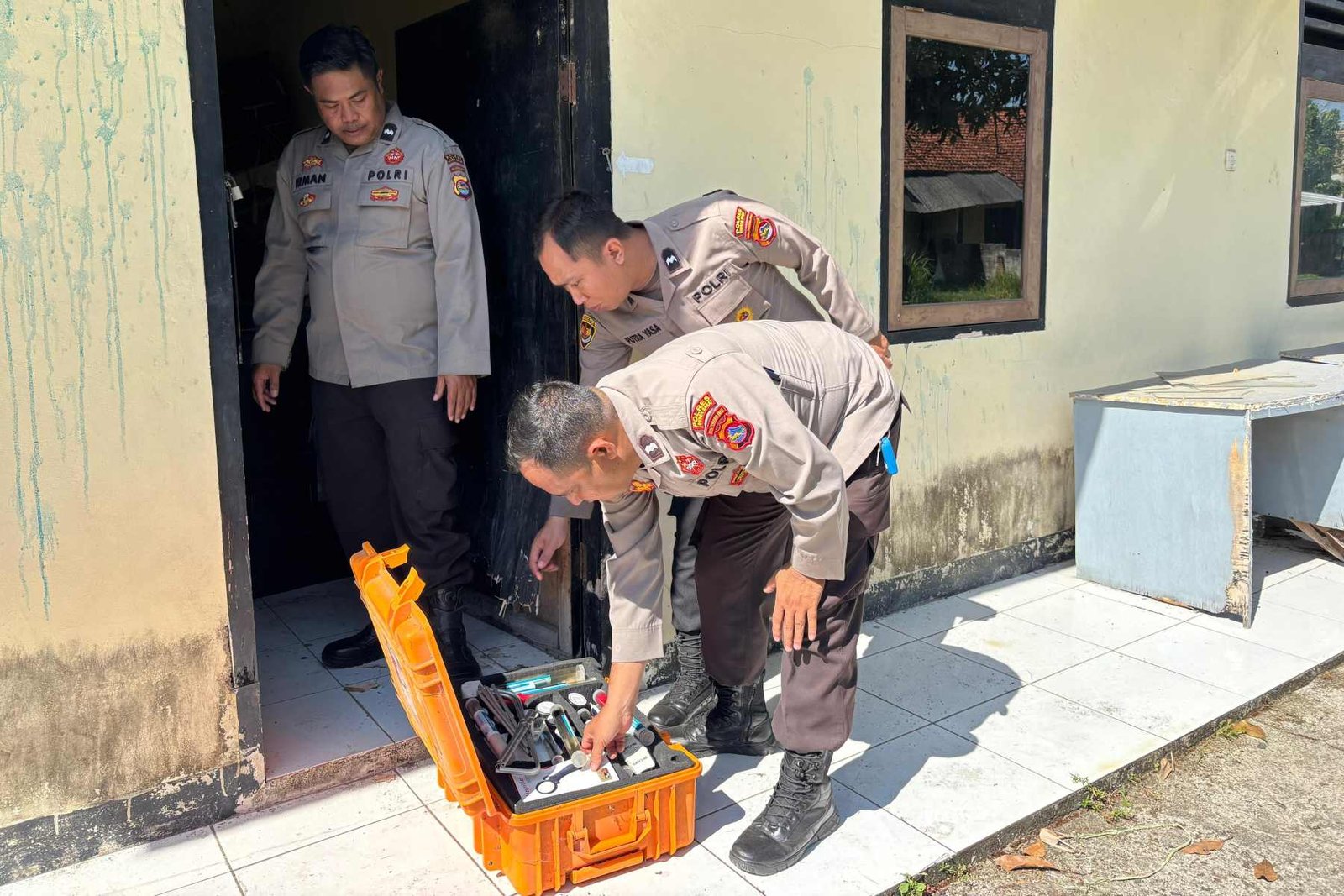 Pengecekan Rutin Inventaris Polsek Gerung dan Lembar, Polres Lombok Barat Tegaskan Komitmen Transparansi